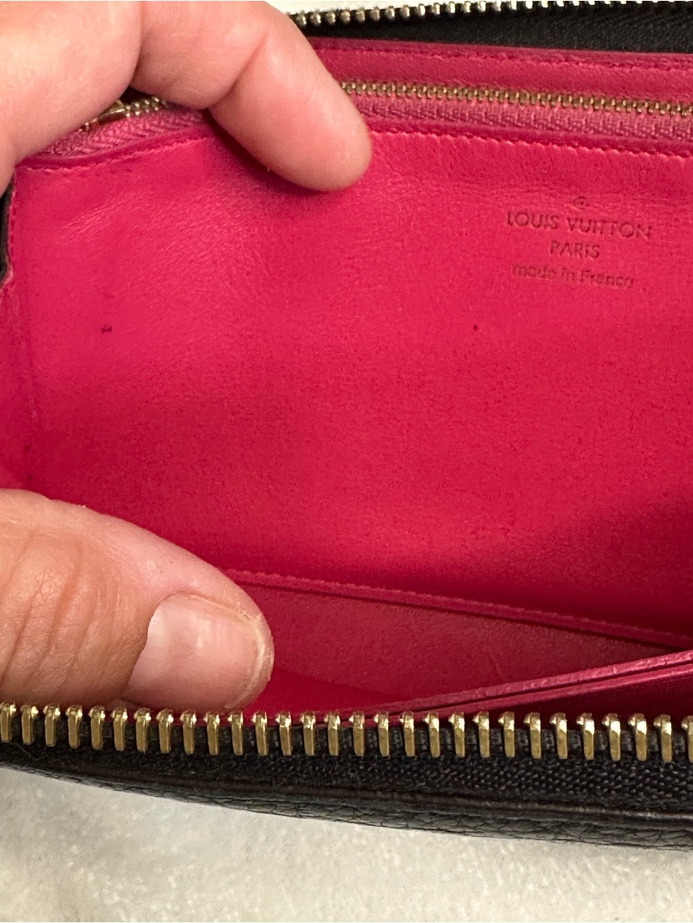 Louis Vuitton Black Leather Portefeuille Taurillion Comete Long Wallet w/ Pink - Picture 12 of 16